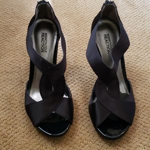 New Kenneth Cole Satin Sandals